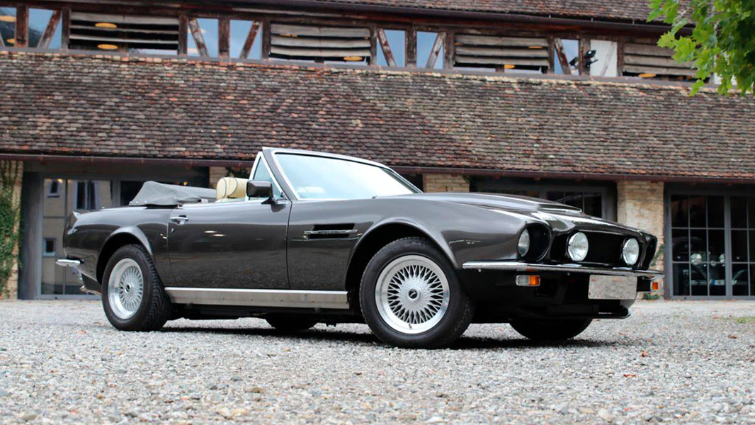 BitCars-aston-martin-v8-vantage-with-bitcoin_3_1500x.webp