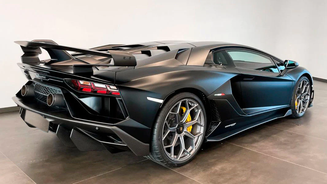 BitCars-lamborghini-aventador-svj-lp-770-4-back-buy-with-btc-bitcoin_1500x.webp