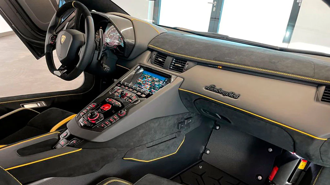 BitCars-lamborghini-aventador-svj-lp-770-4-buy-with-btc-bitcoin2_1500x.webp