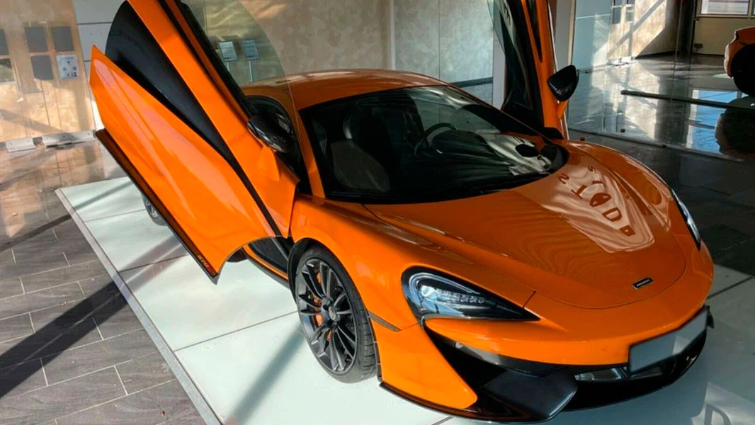 BitCars-mclaren-570s-coupe-buy-with-btc-bitcoin_1500x.webp