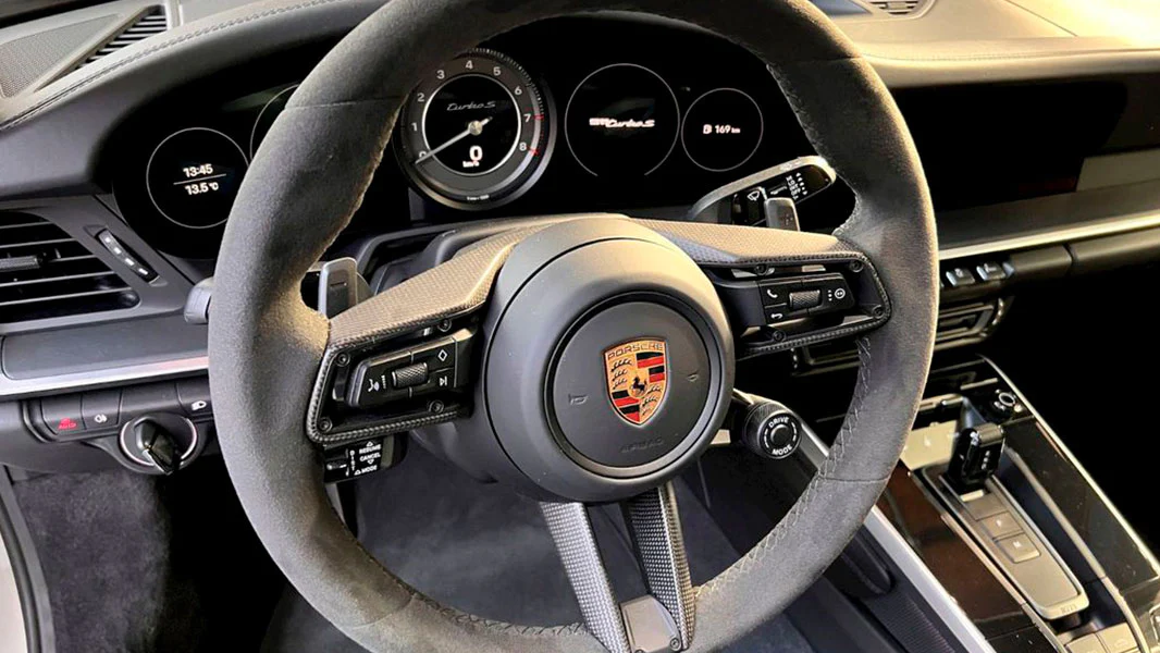 BitCars-porsche-992-911-turbo-s-inside-with-bitcoin_1500x.webp
