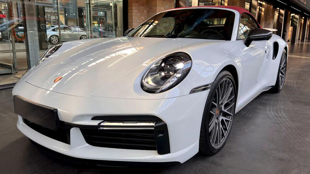 BitCars-porsche-992-911-turbo-s-with-bitcoin_1500x.webp